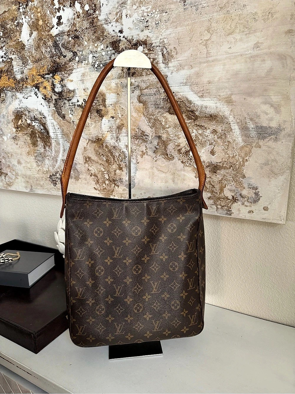 Louis Vuitton Looping GM Monogram Shoulder bag